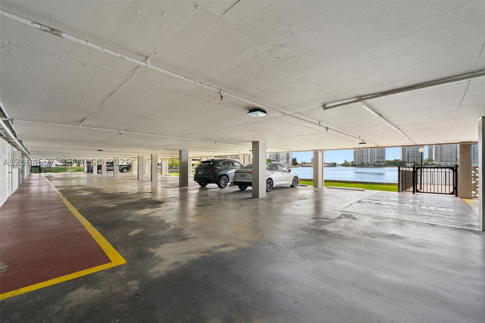 17500 N Bay Rd S508 Property Photo 31
