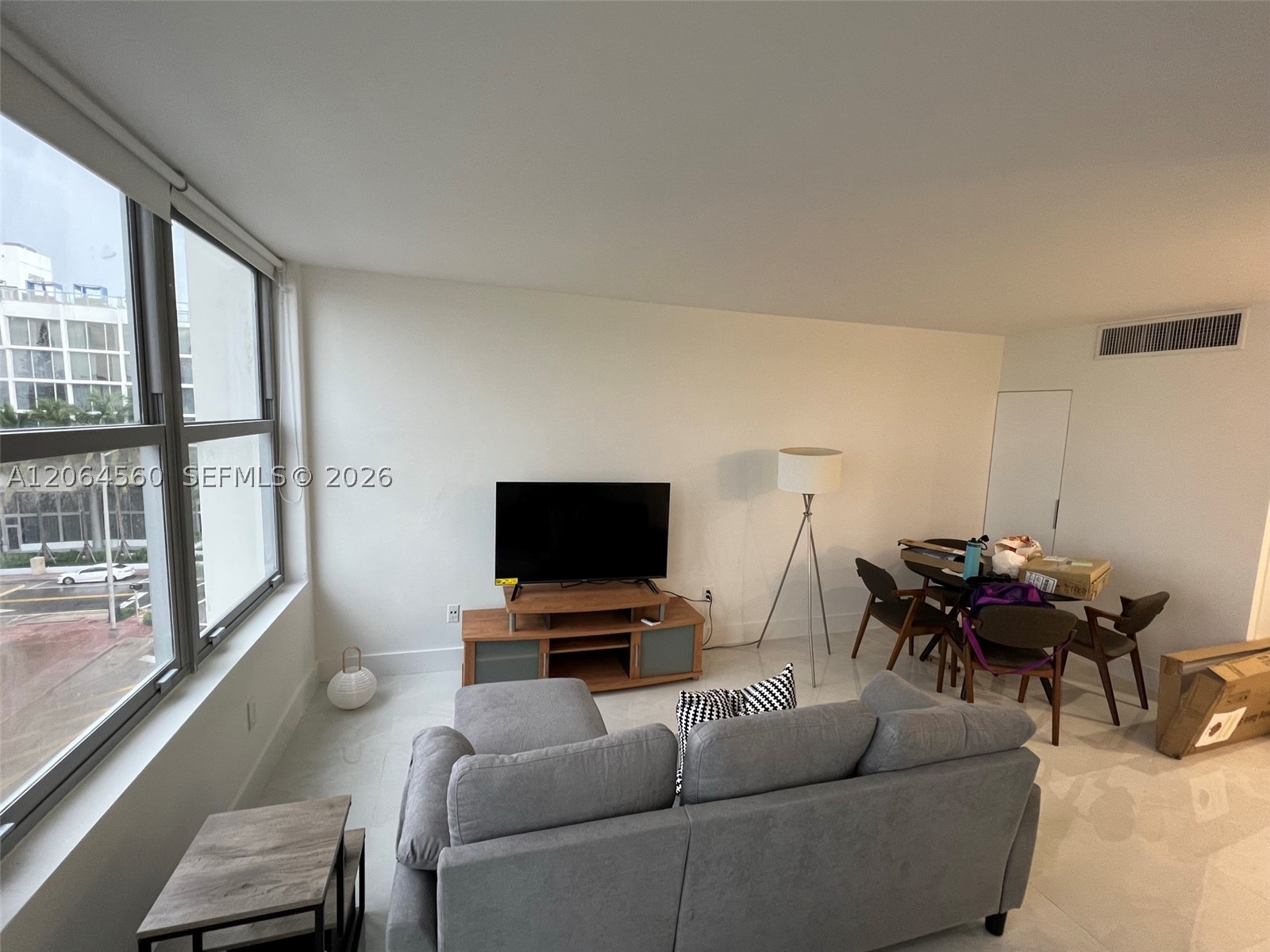 2899 Collins Ave 610 Property Photo 6