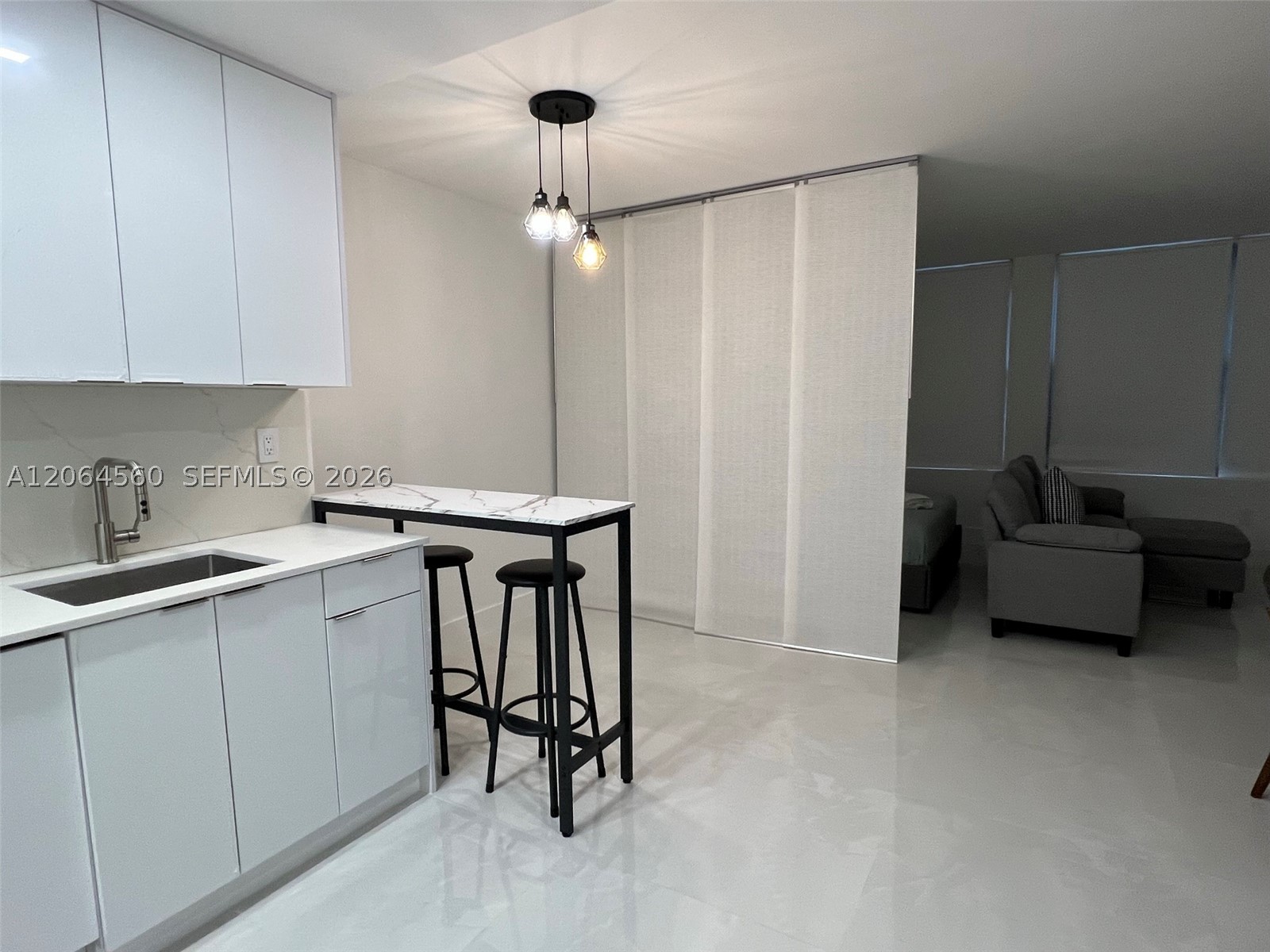2899 Collins Ave 610 Property Photo 14
