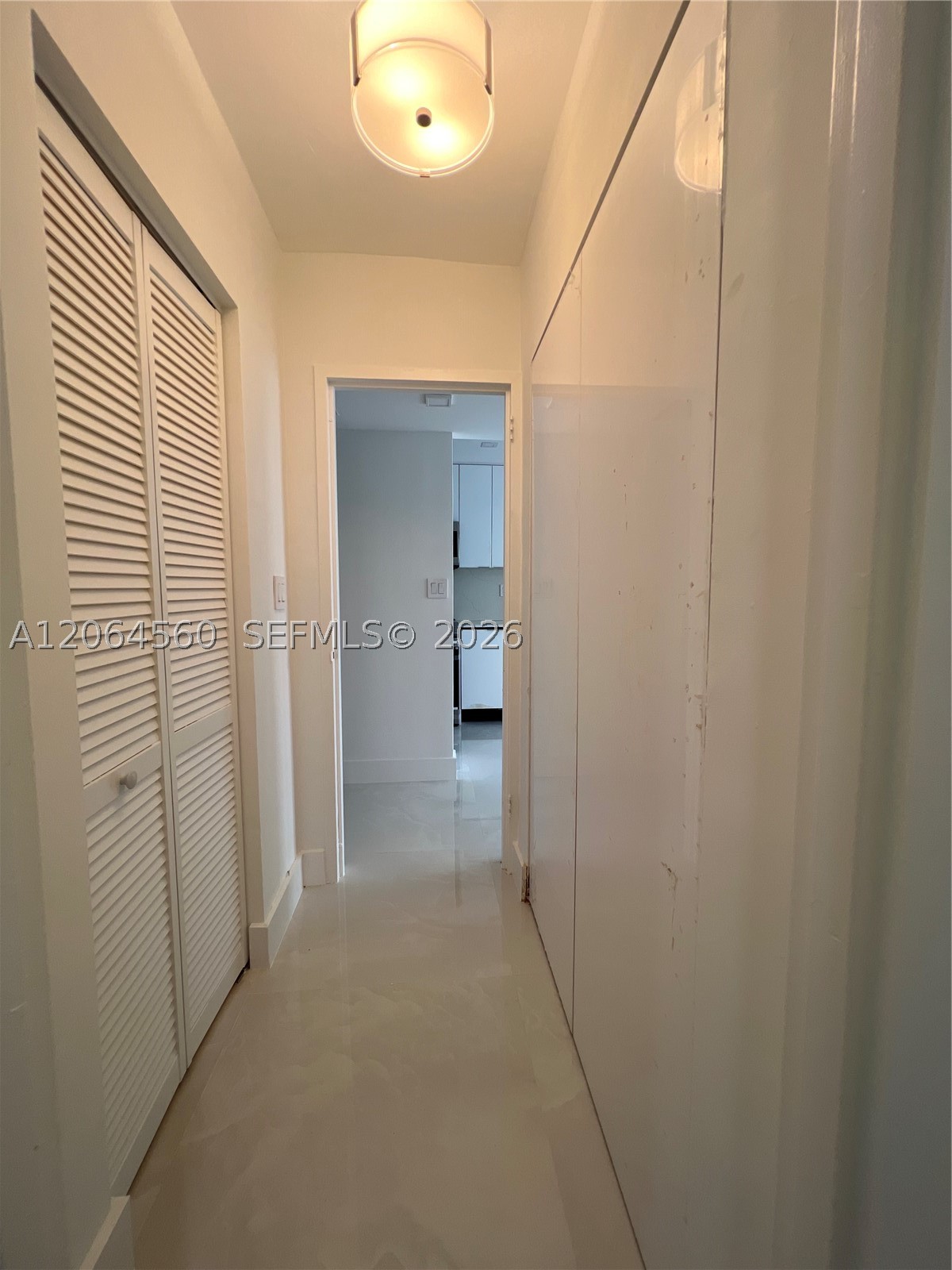 2899 Collins Ave 610 Property Photo 22