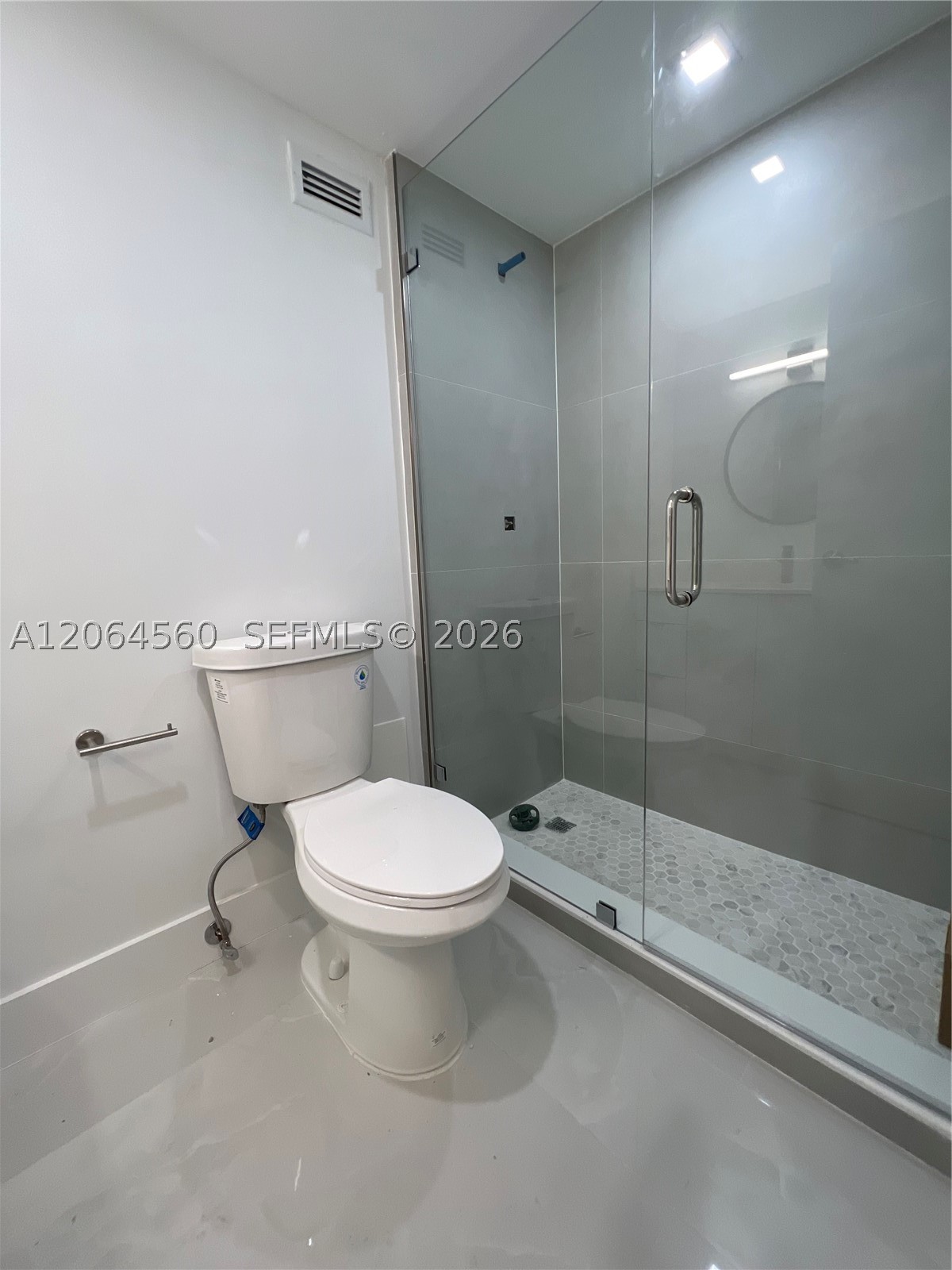 2899 Collins Ave 610 Property Photo 26