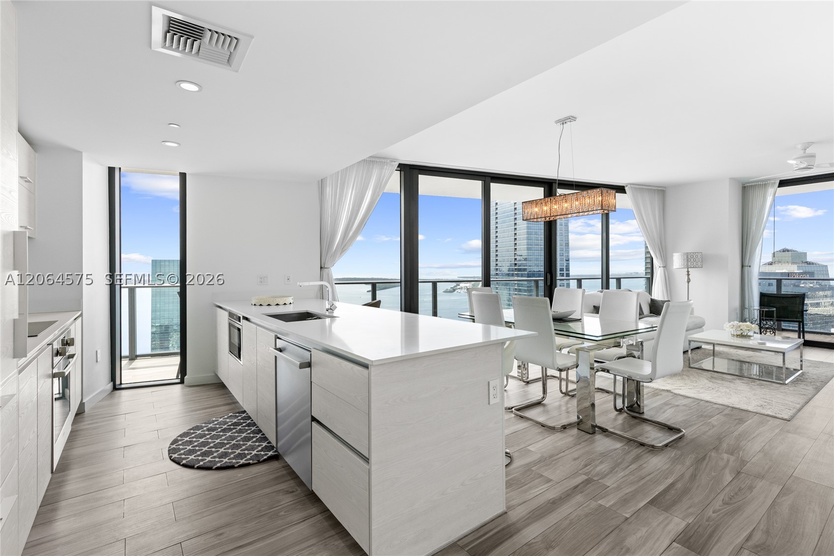 1300 S Miami Ave 4505 Property Photo 2