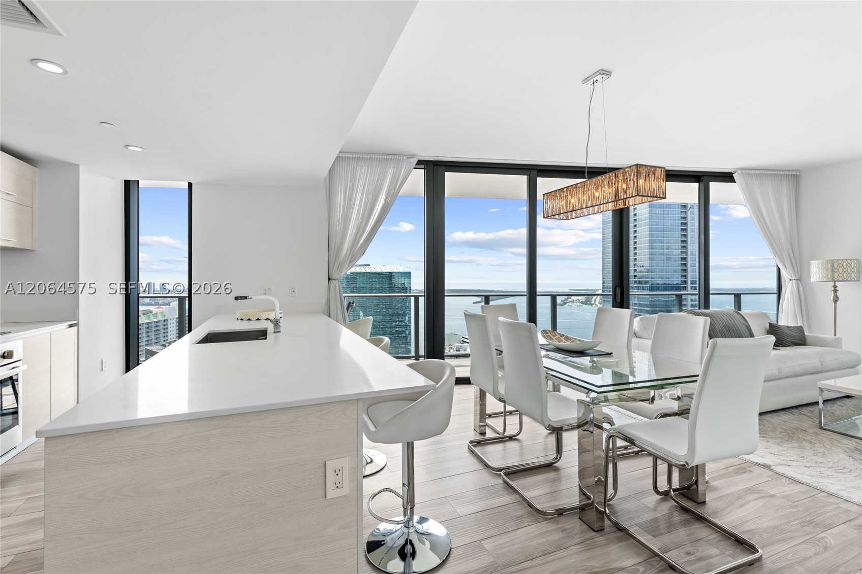 1300 S Miami Ave 4505 Property Photo 4