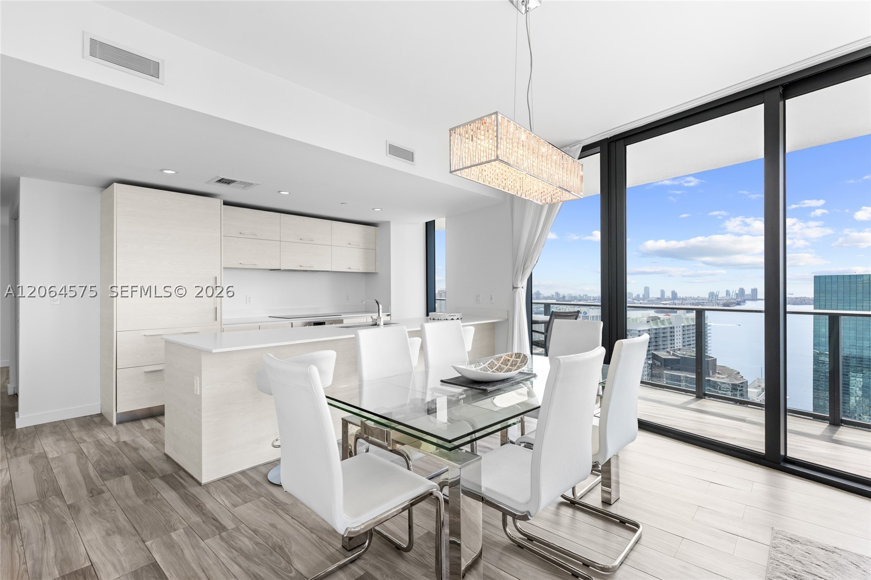 1300 S Miami Ave 4505 Property Photo 14