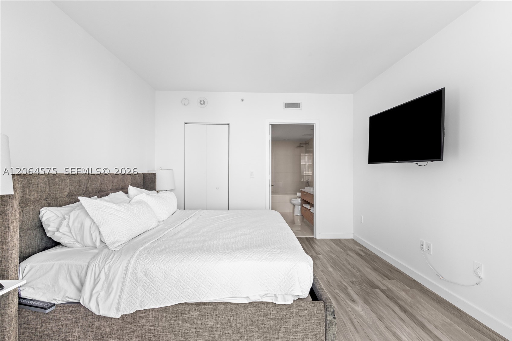 1300 S Miami Ave 4505 Property Photo 21