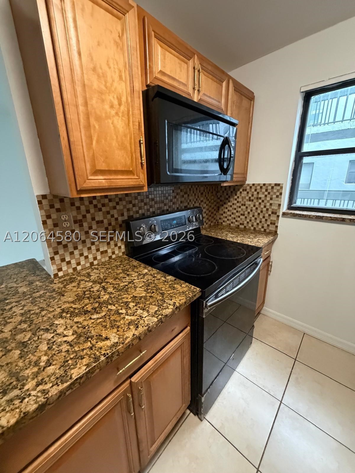 1950 N Congress Ave 209 Property Photo 7