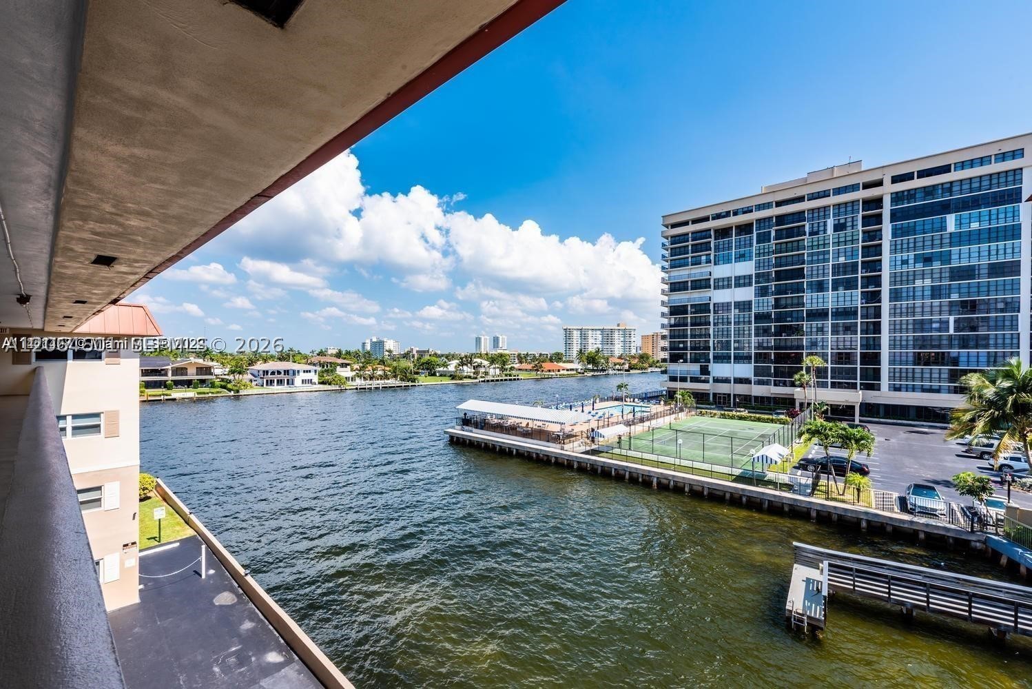 2081 S Ocean Dr 411 Property Photo 16