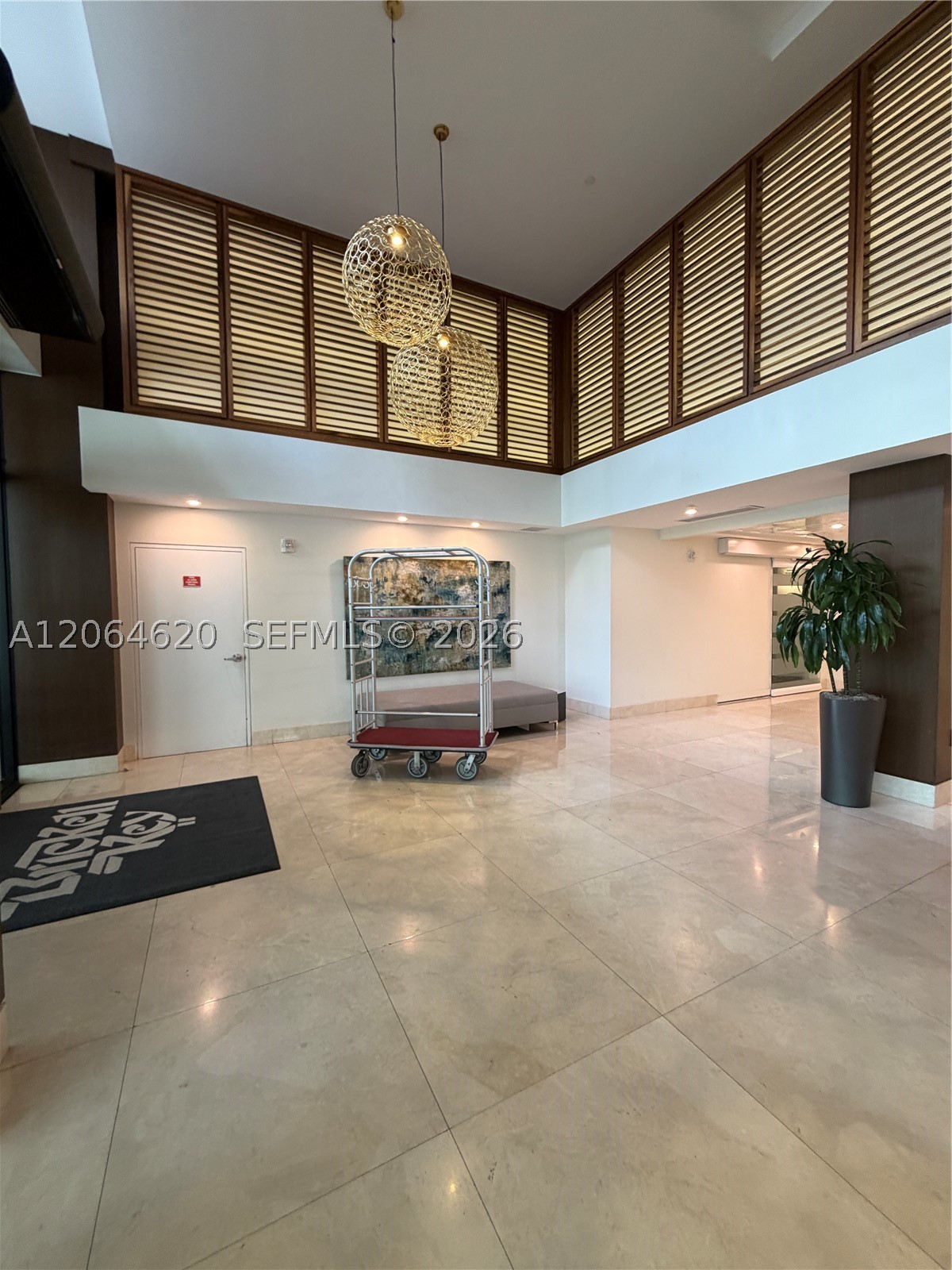 540 BRICKELL KEY DR 617 Property Photo 1