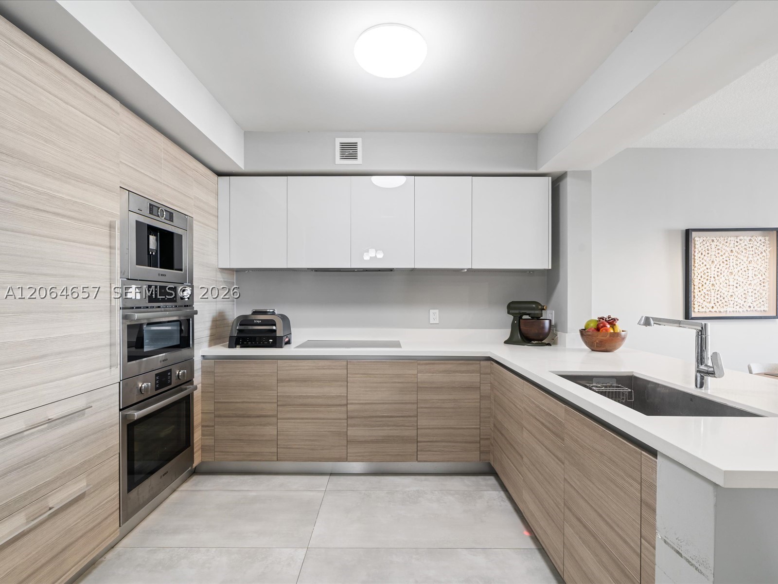 300 Sunny Isles Blvd 4-1405 Property Photo 4