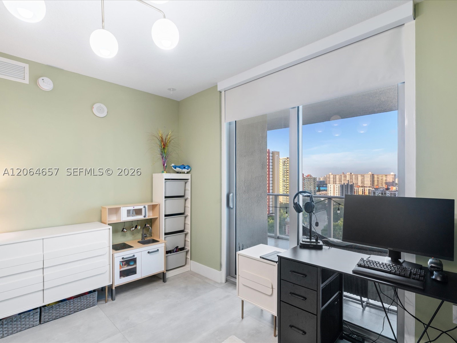 300 Sunny Isles Blvd 4-1405 Property Photo 9