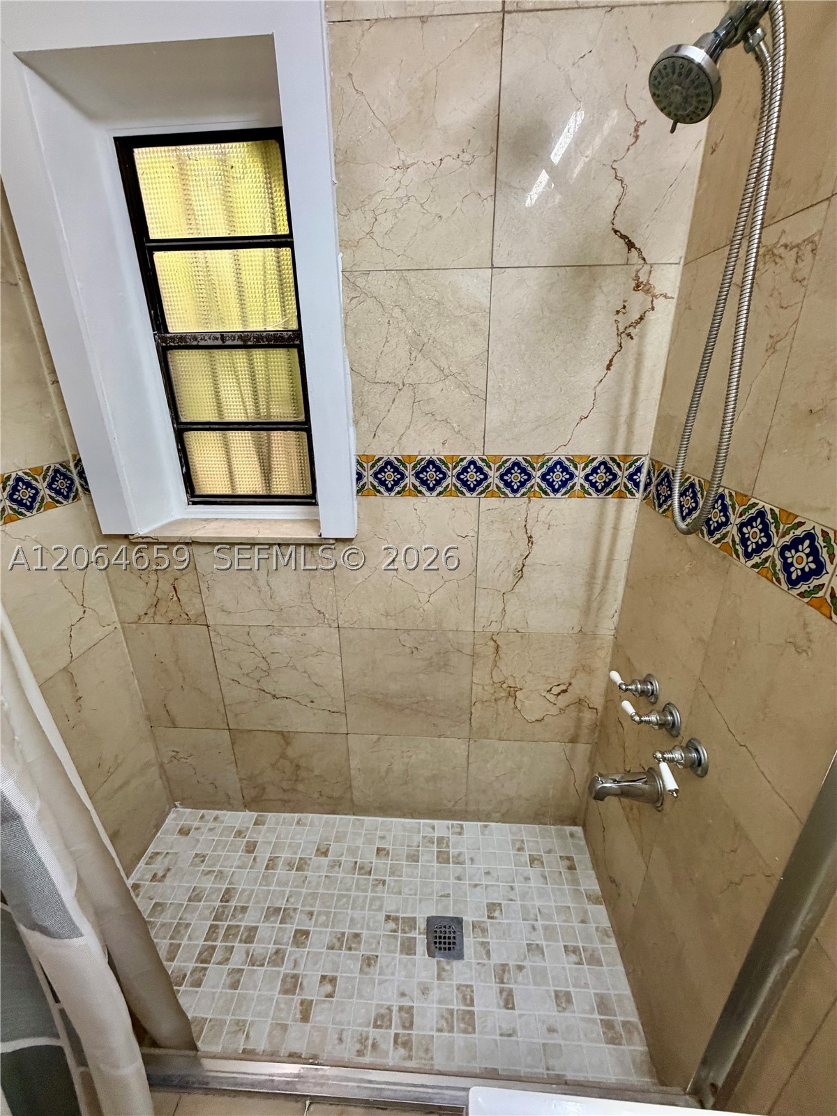 1200 Nw 37th Ave 2 Property Photo 12