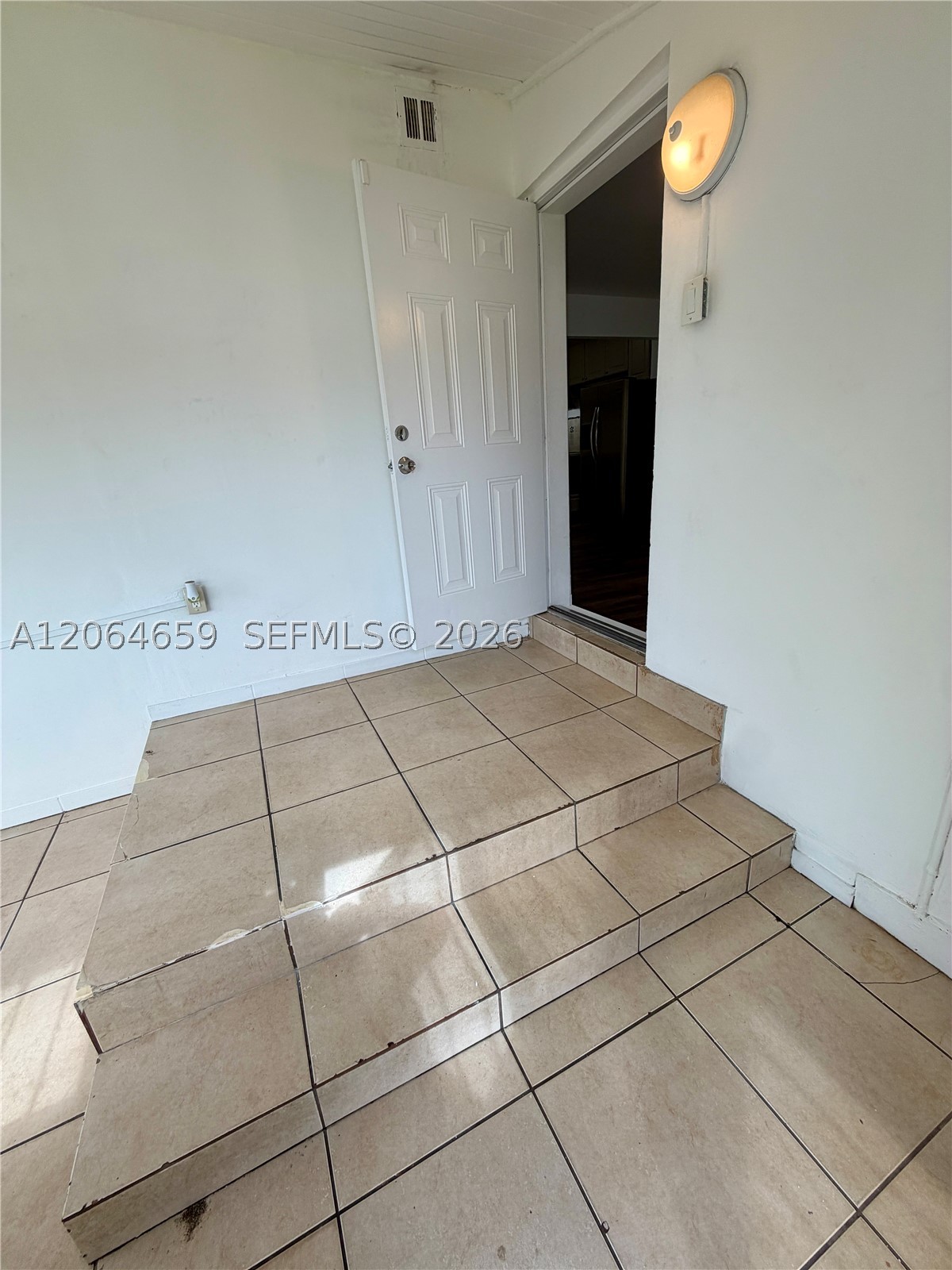 1200 Nw 37th Ave 2 Property Photo 16