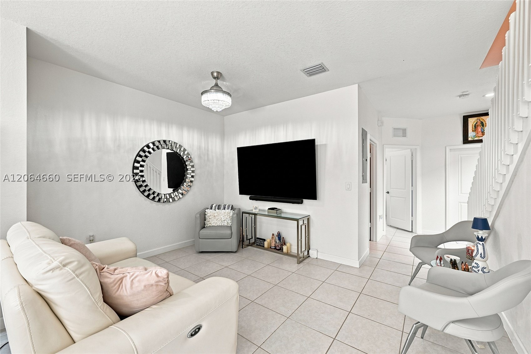 12957 Sw 232nd Ln Property Photo 6