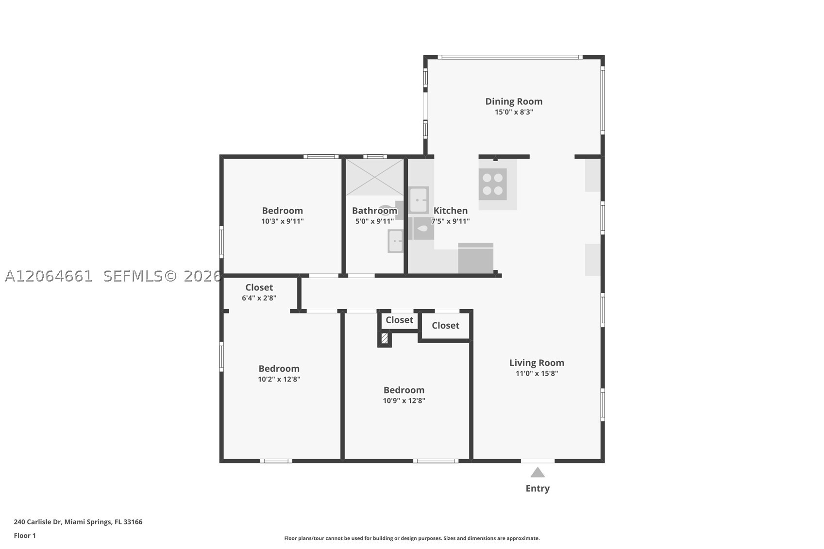 240 Carlisle Dr Property Photo 3