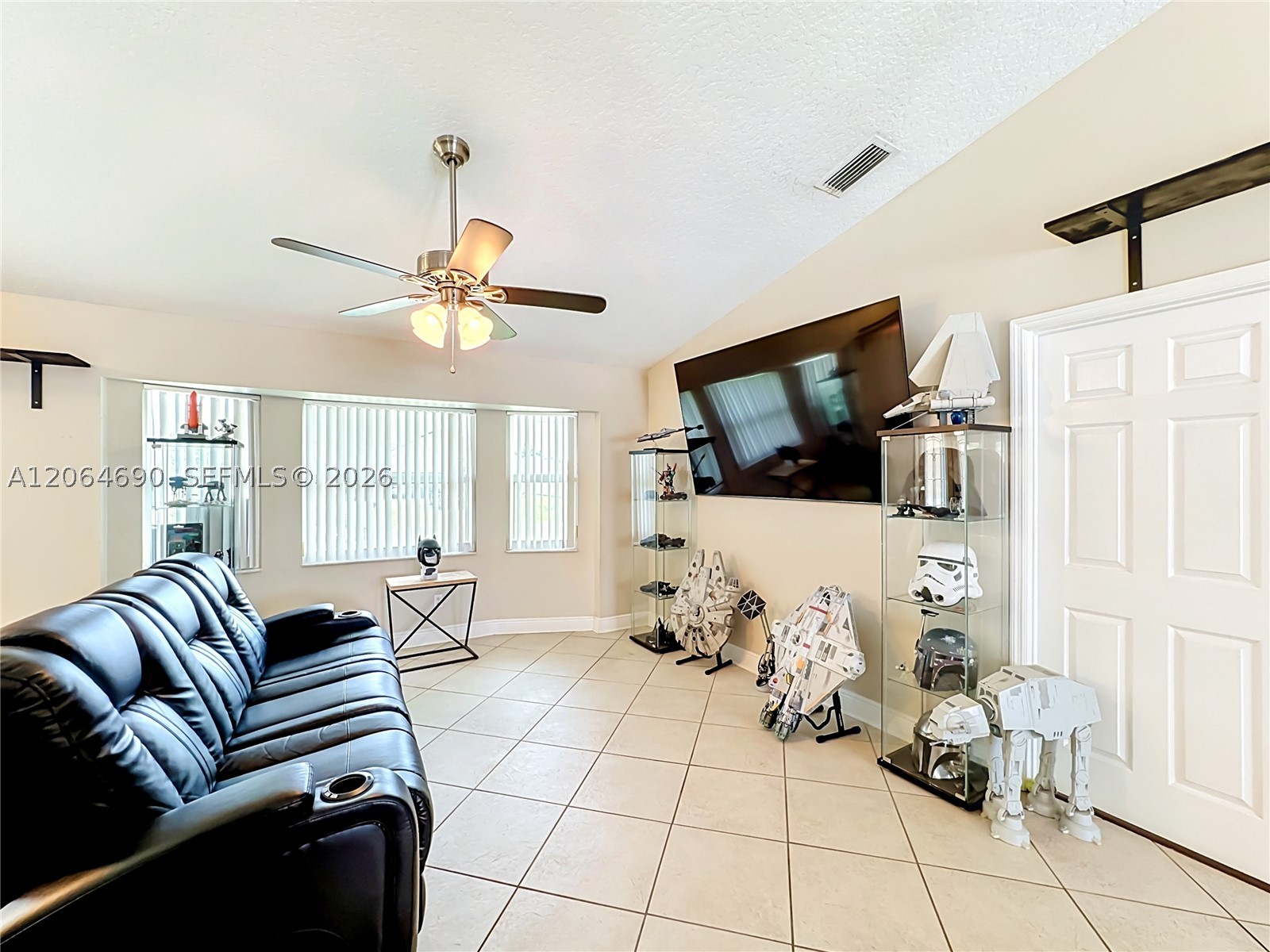 518 Sw Lacroix Ave Property Photo 15