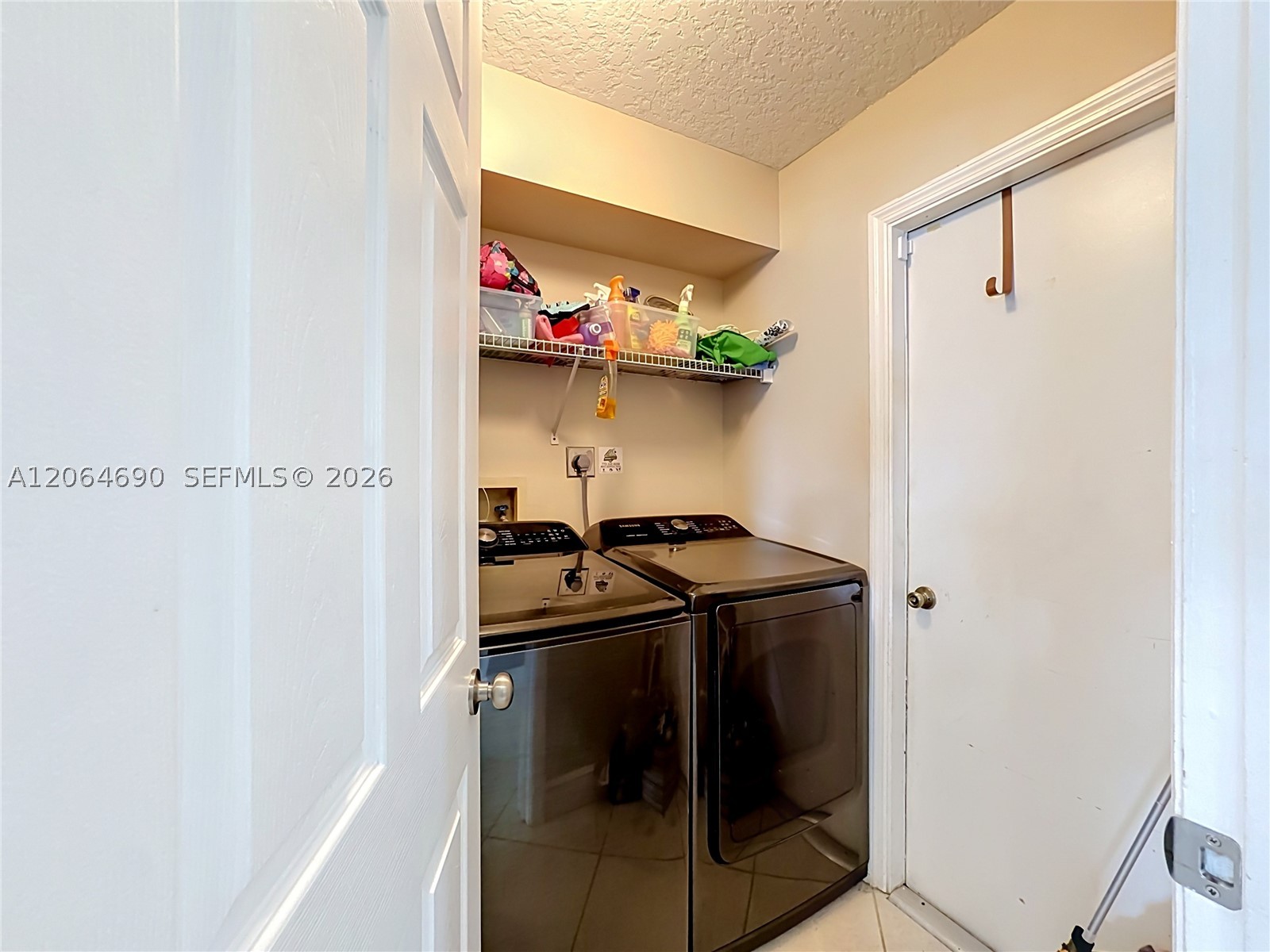 518 Sw Lacroix Ave Property Photo 44