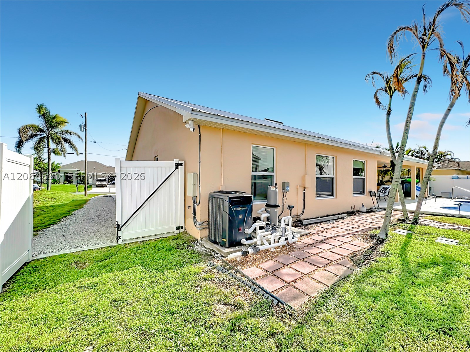 518 Sw Lacroix Ave Property Photo 60