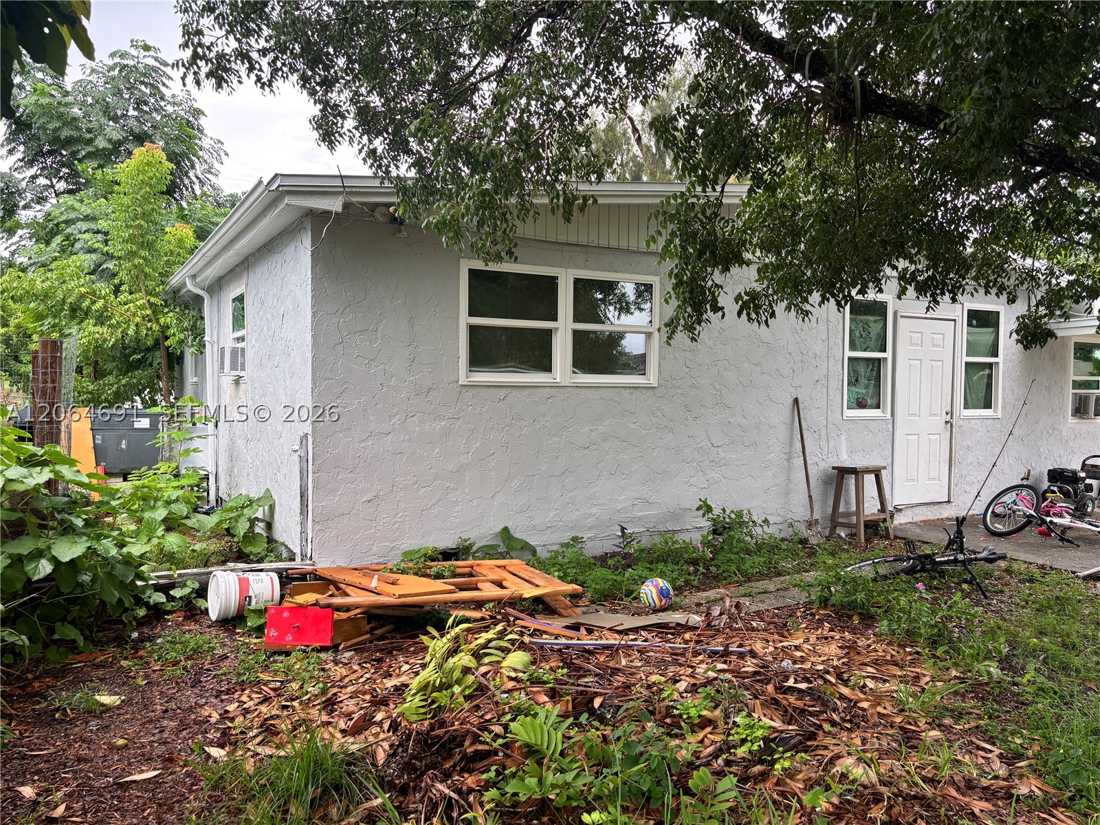 5442 Fourth Ave Property Photo 3