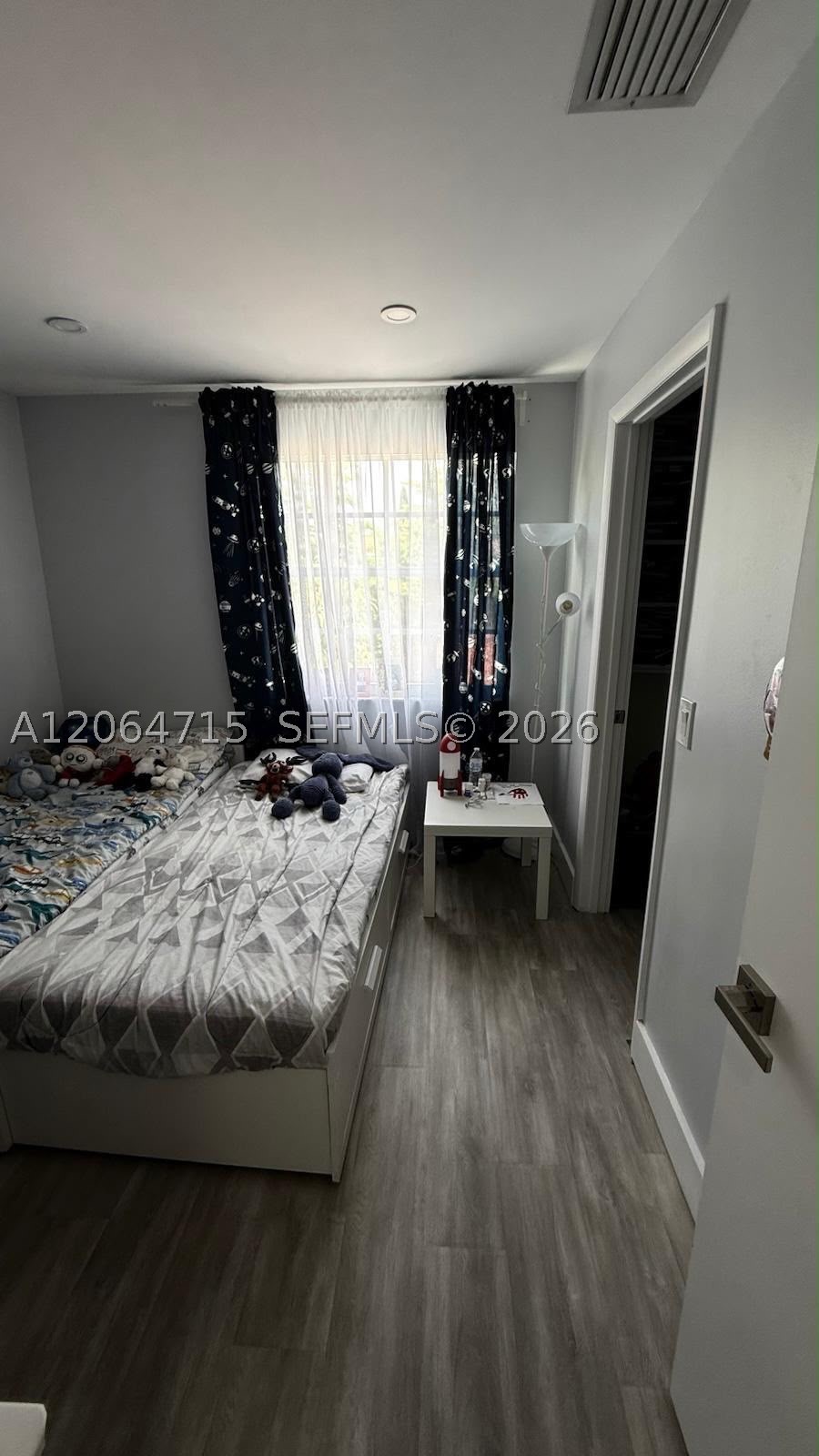 11008 Mainsail Dr Property Photo 17