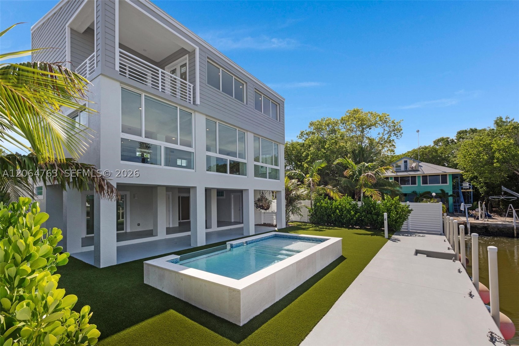 8 Poisonwood Property Photo 1