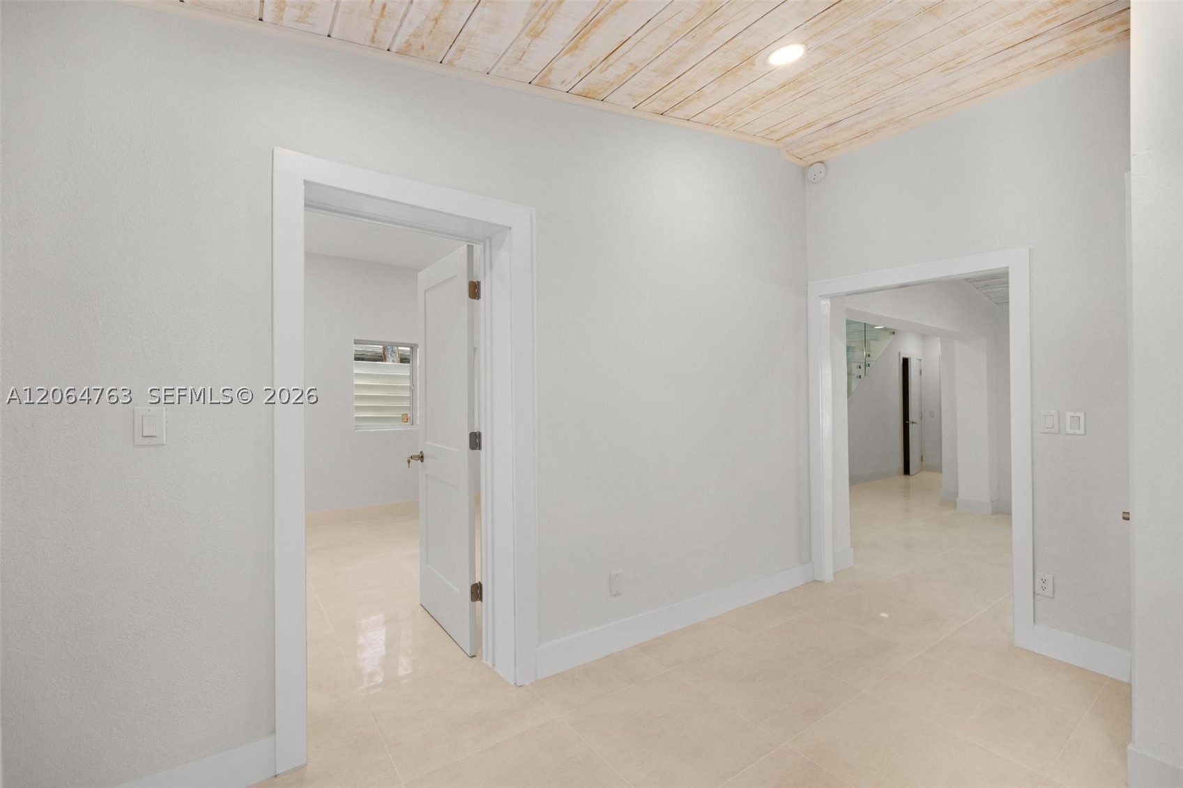 8 Poisonwood Property Photo 17