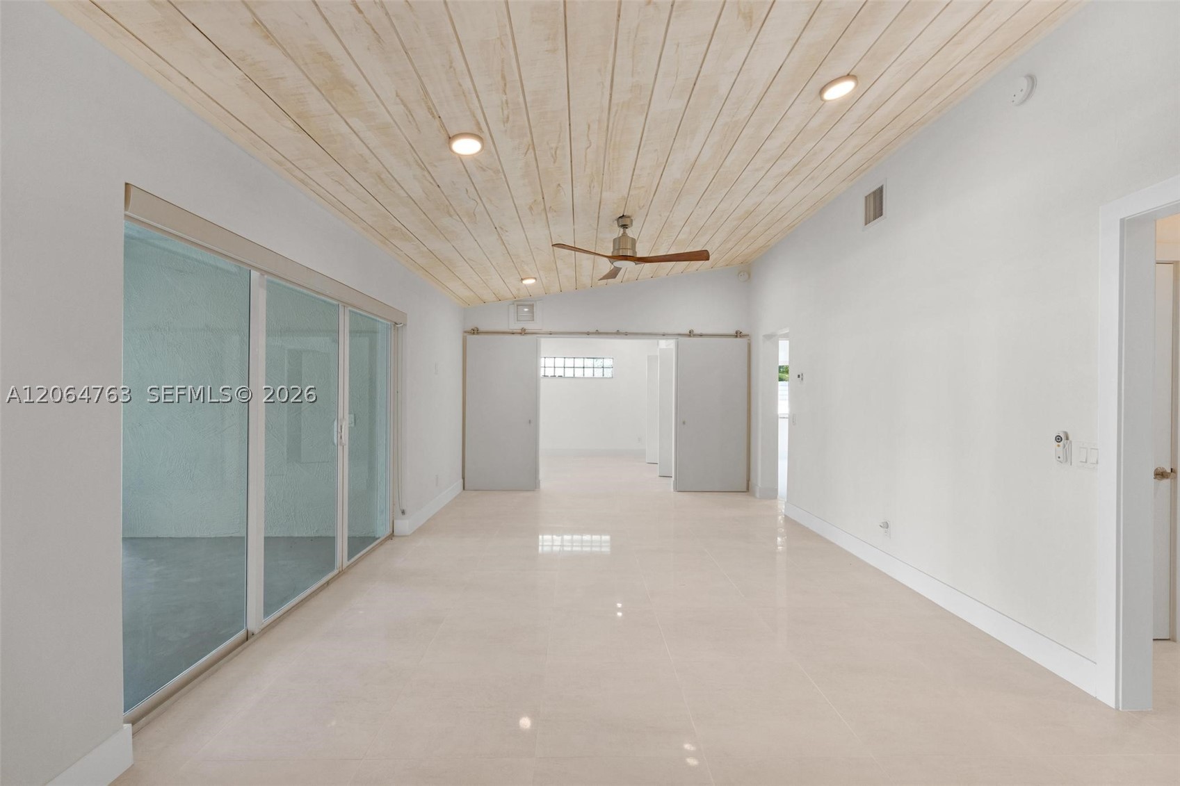 8 Poisonwood Property Photo 23