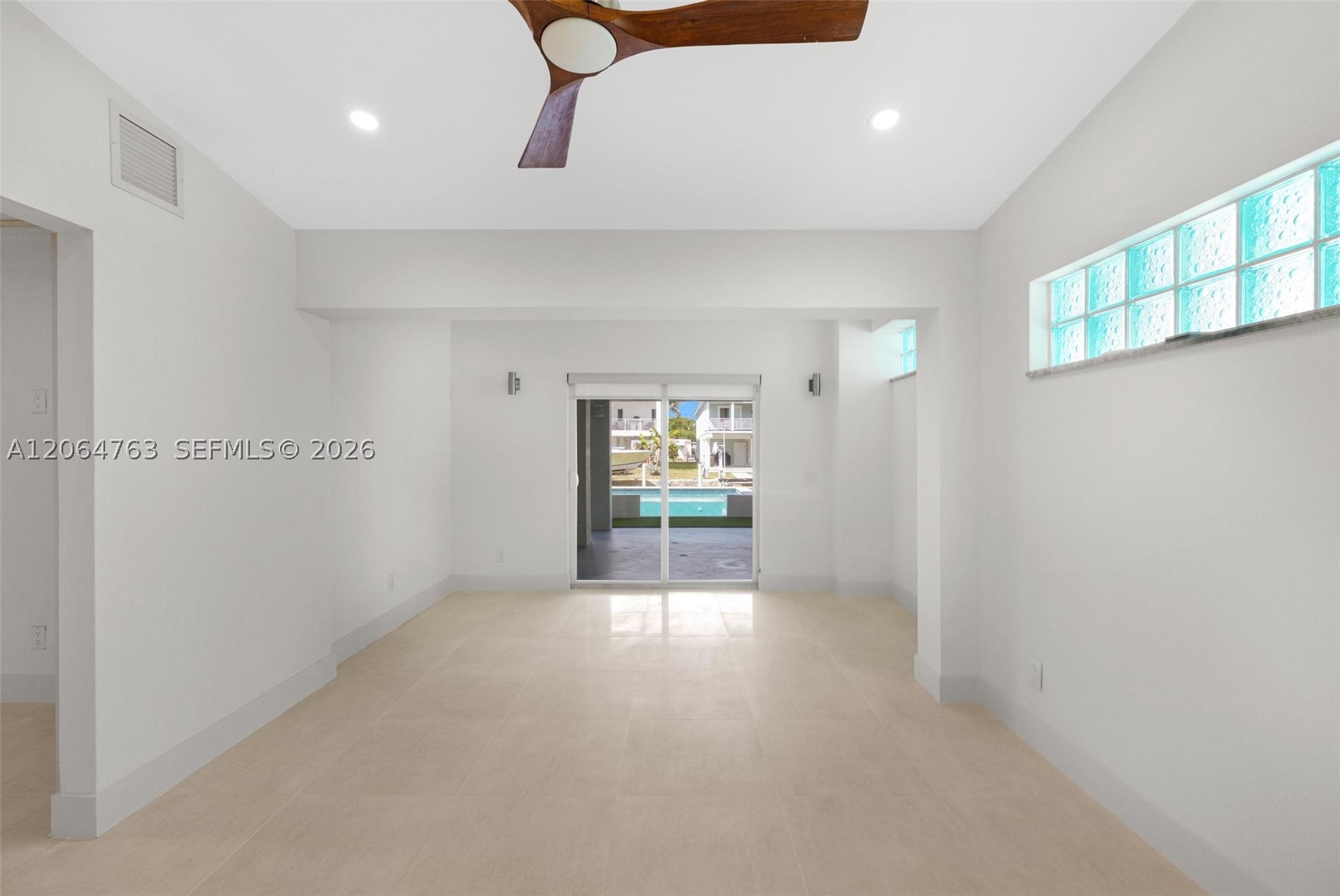 8 Poisonwood Property Photo 27