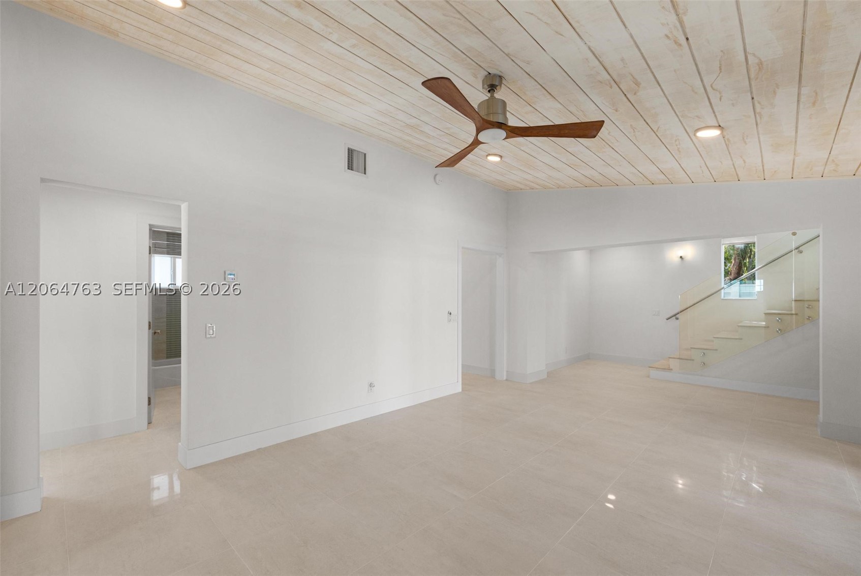 8 Poisonwood Property Photo 32