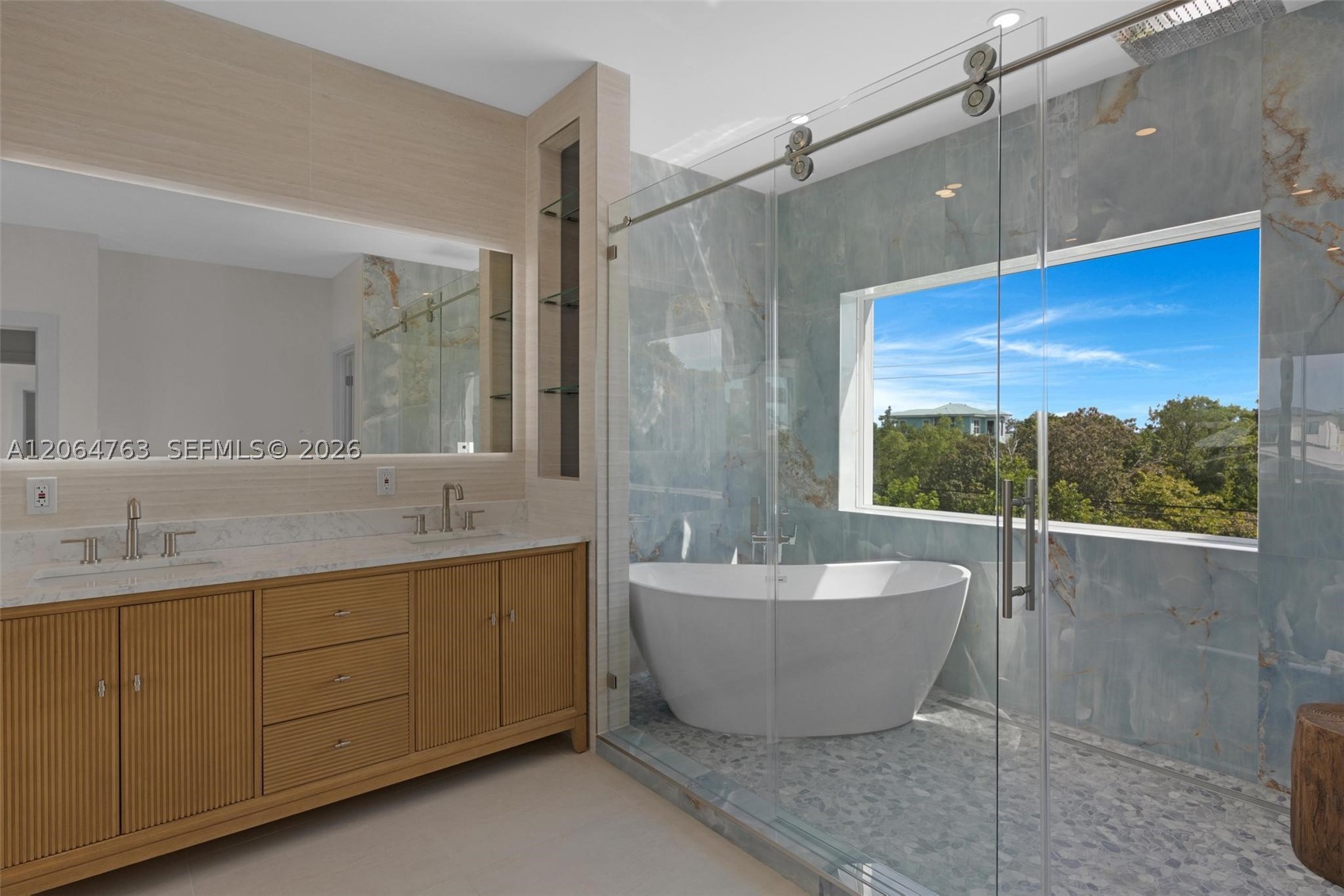 8 Poisonwood Property Photo 77