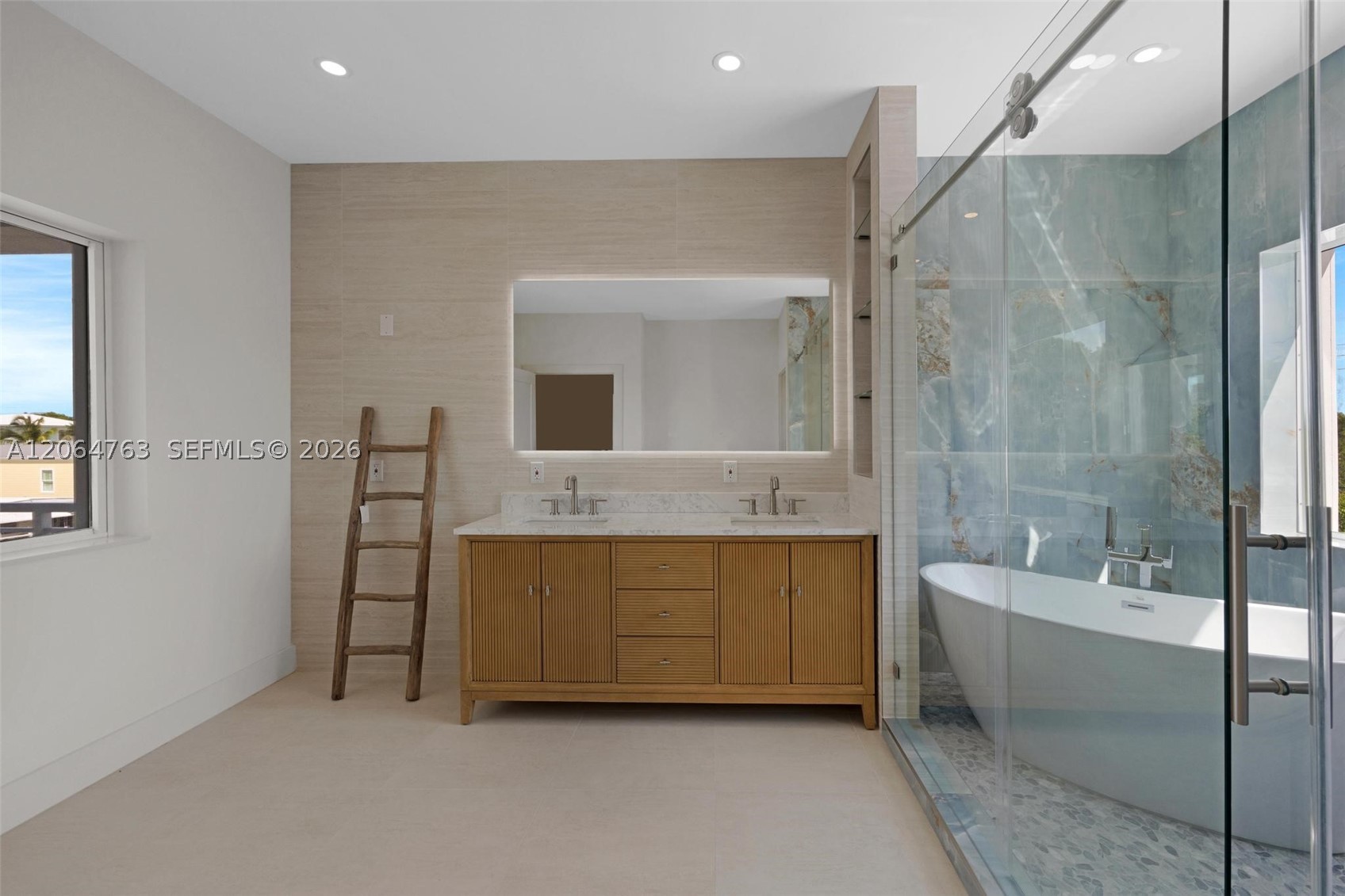 8 Poisonwood Property Photo 78