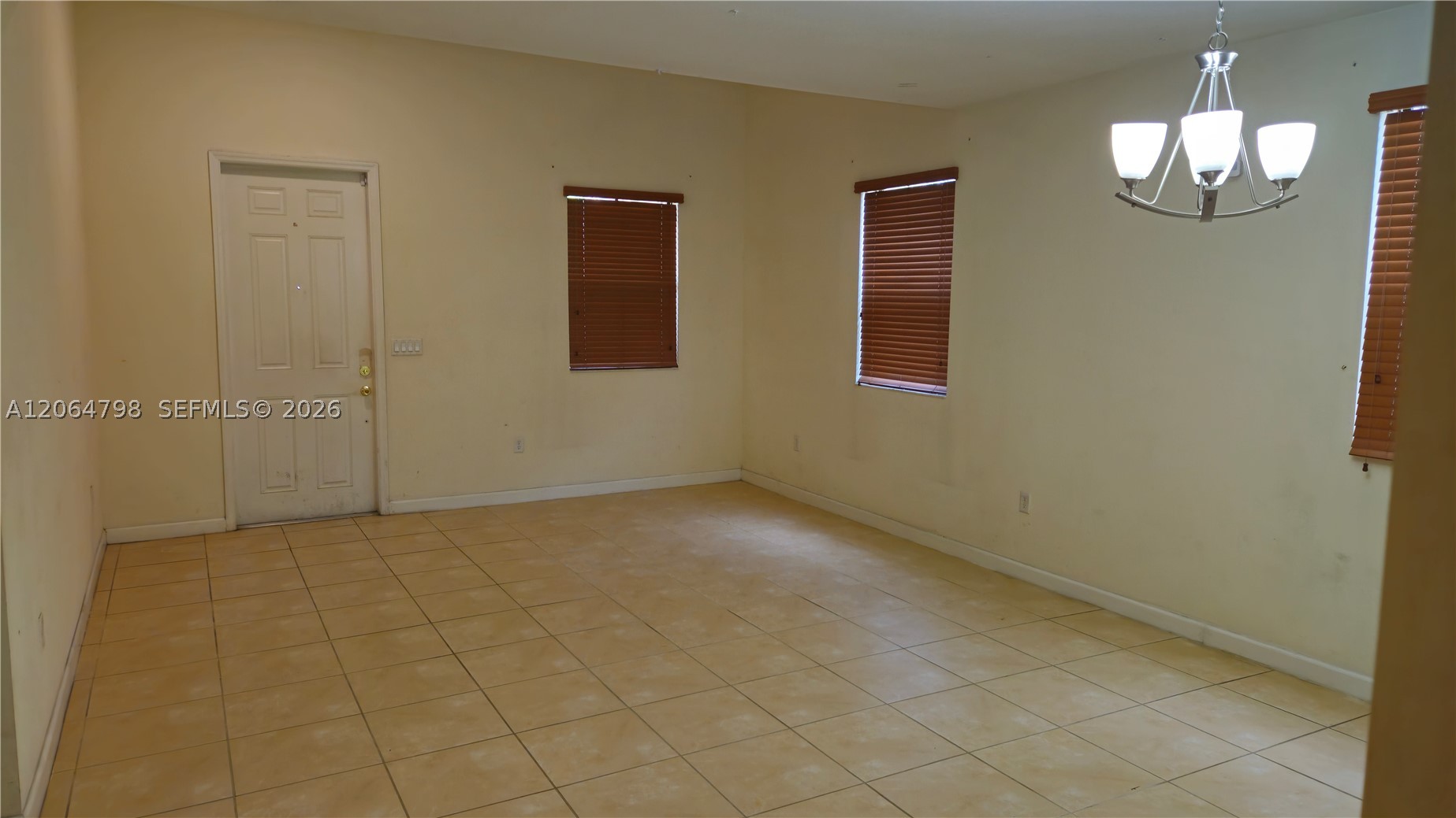 3477 Se 3rd St Property Photo 4