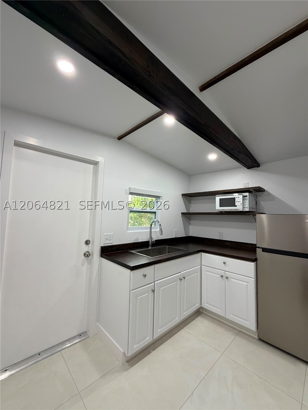 1400 SW 29th Ave 1 Property Photo 1