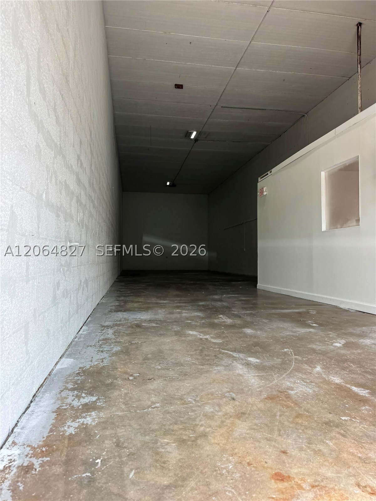 7786 Nw 64th St Property Photo 3