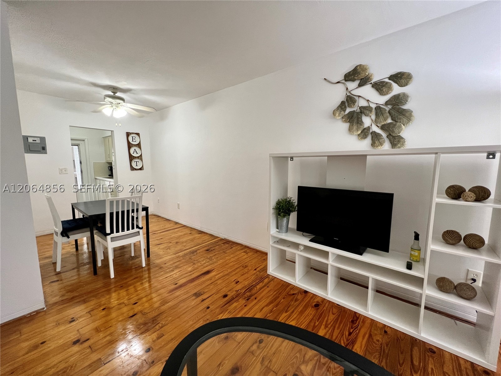 644 Meridian Ave 10 Property Photo 1