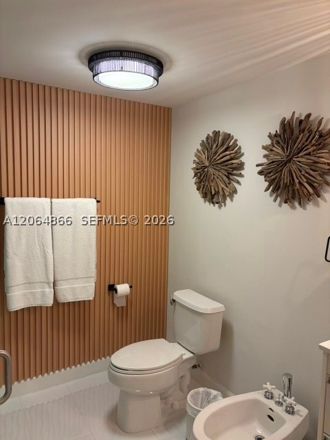 2951 S Bayshore Dr 212 Property Photo 13