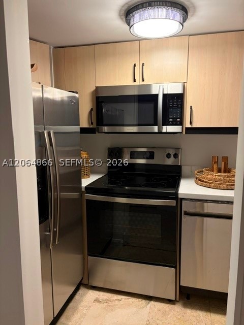 2951 S Bayshore Dr 212 Property Photo 15