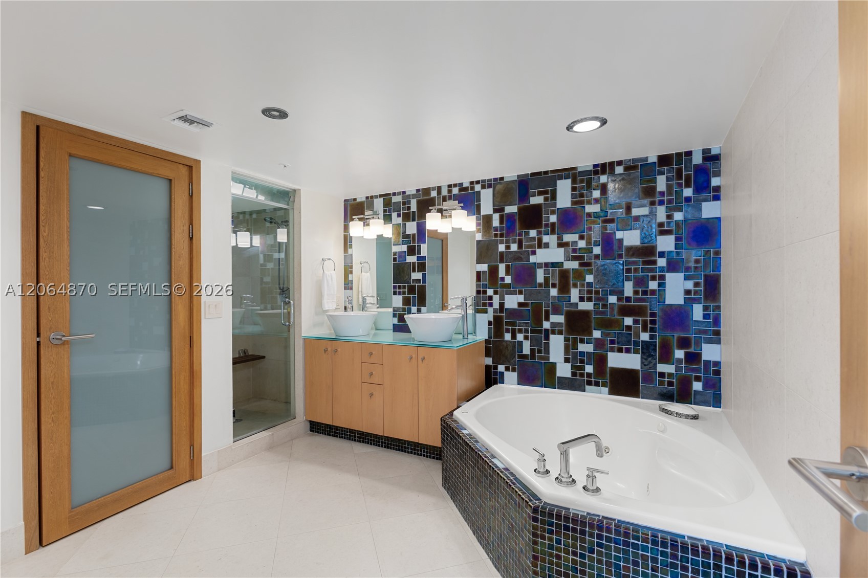 1900 Sunset Harbour Dr 2008 Property Photo 28