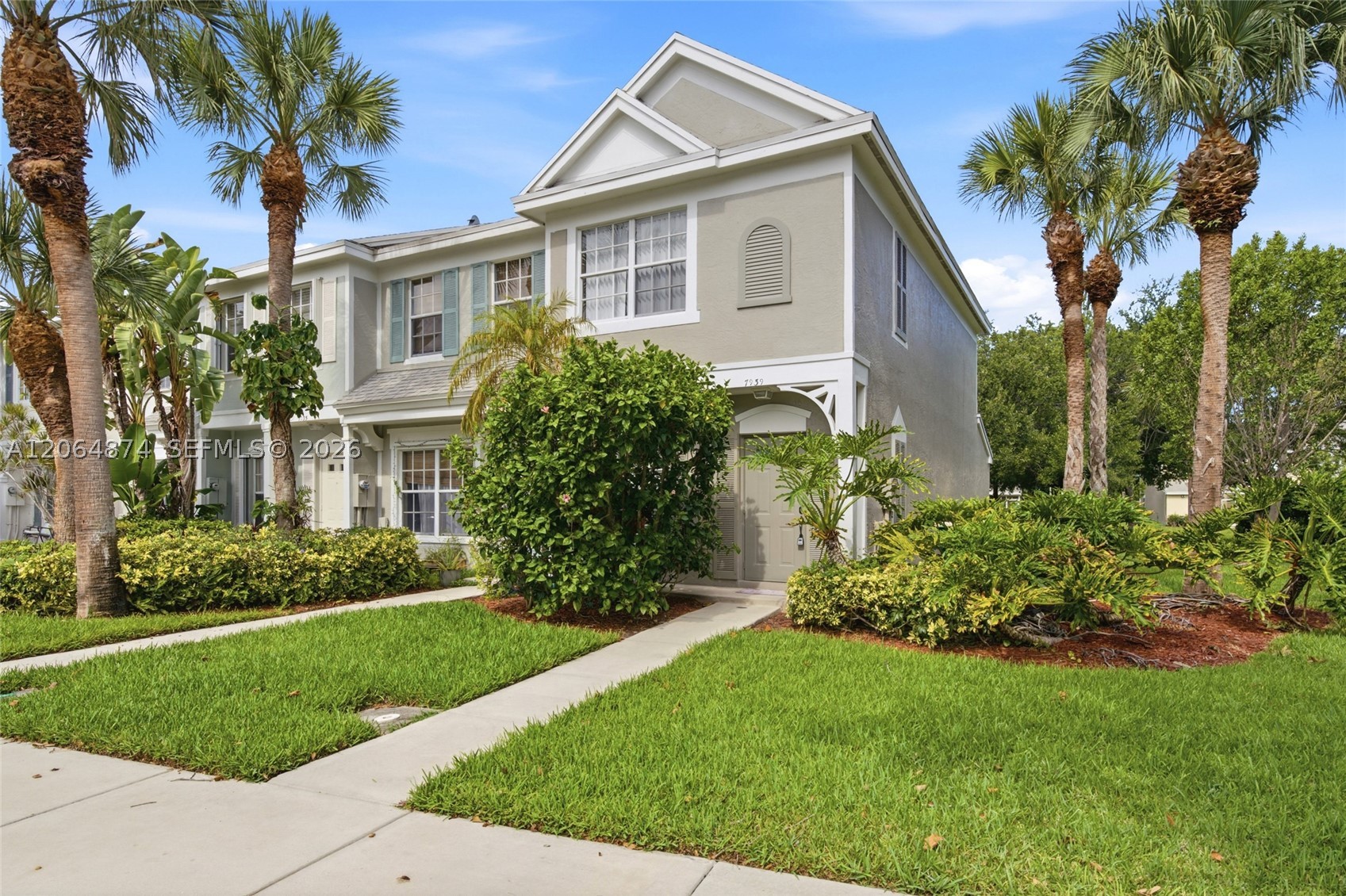 7939 Sanibel Dr