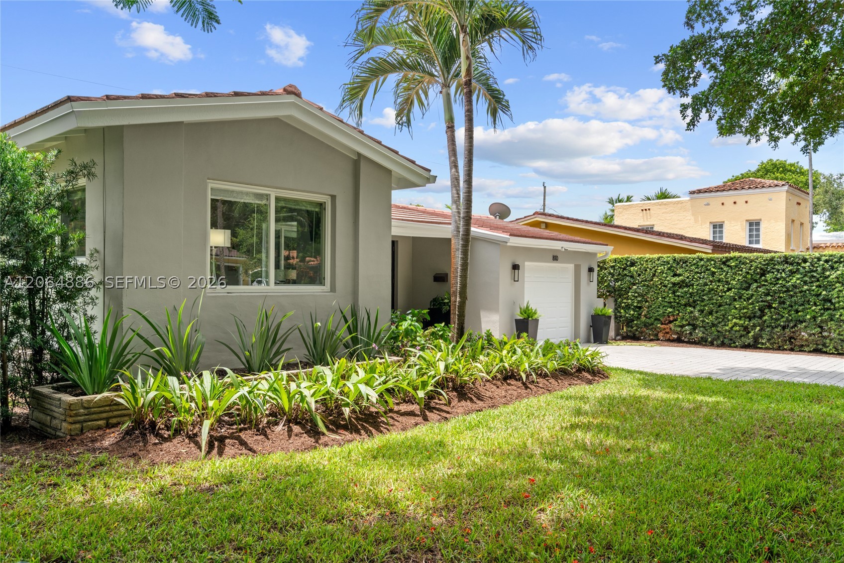 810 Venetia Ave Property Photo 37