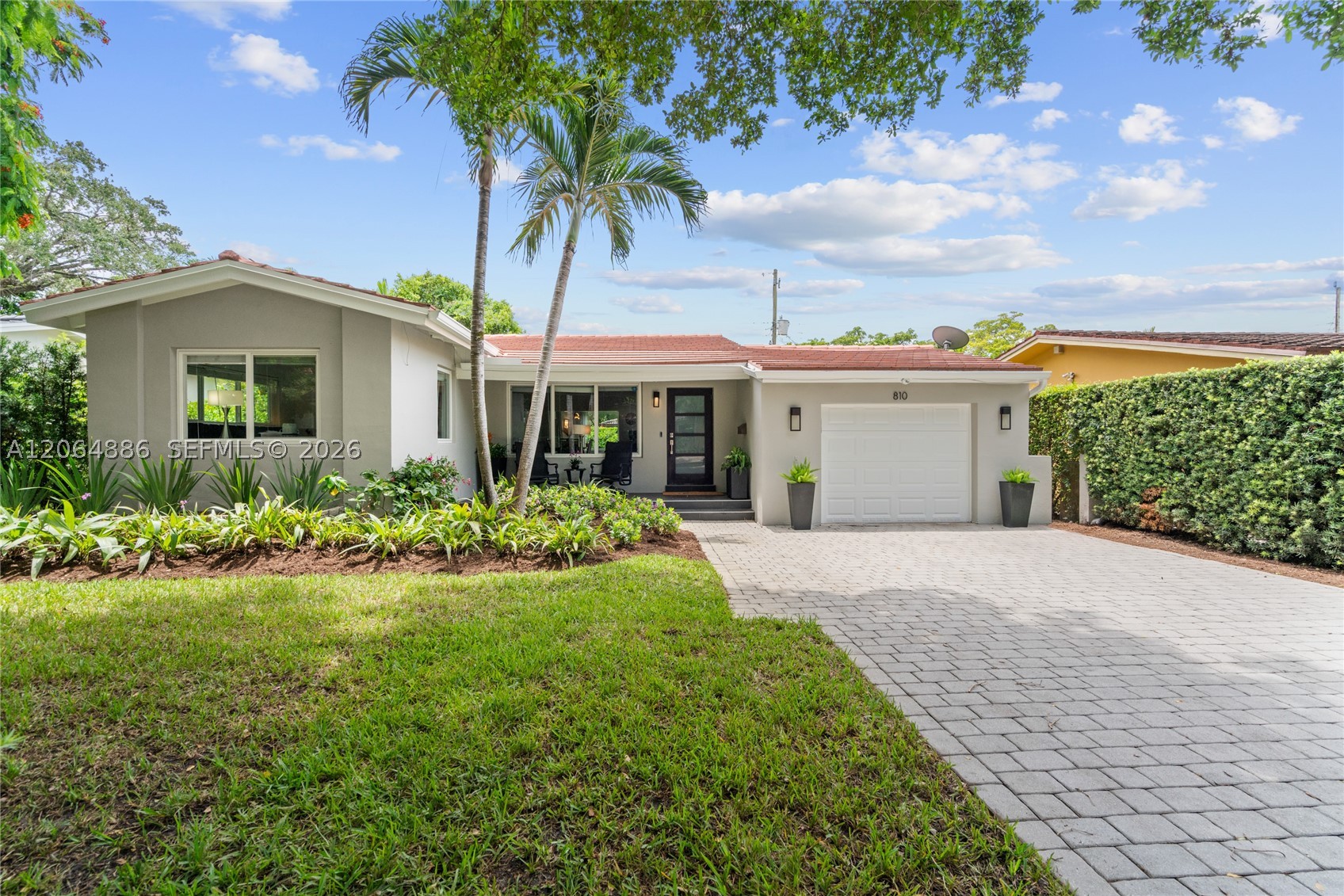 810 Venetia Ave Property Photo 45