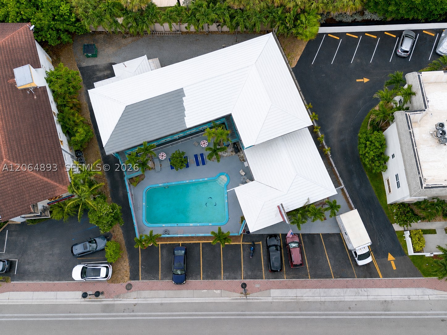 4117 N Ocean Blvd Property Photo 7
