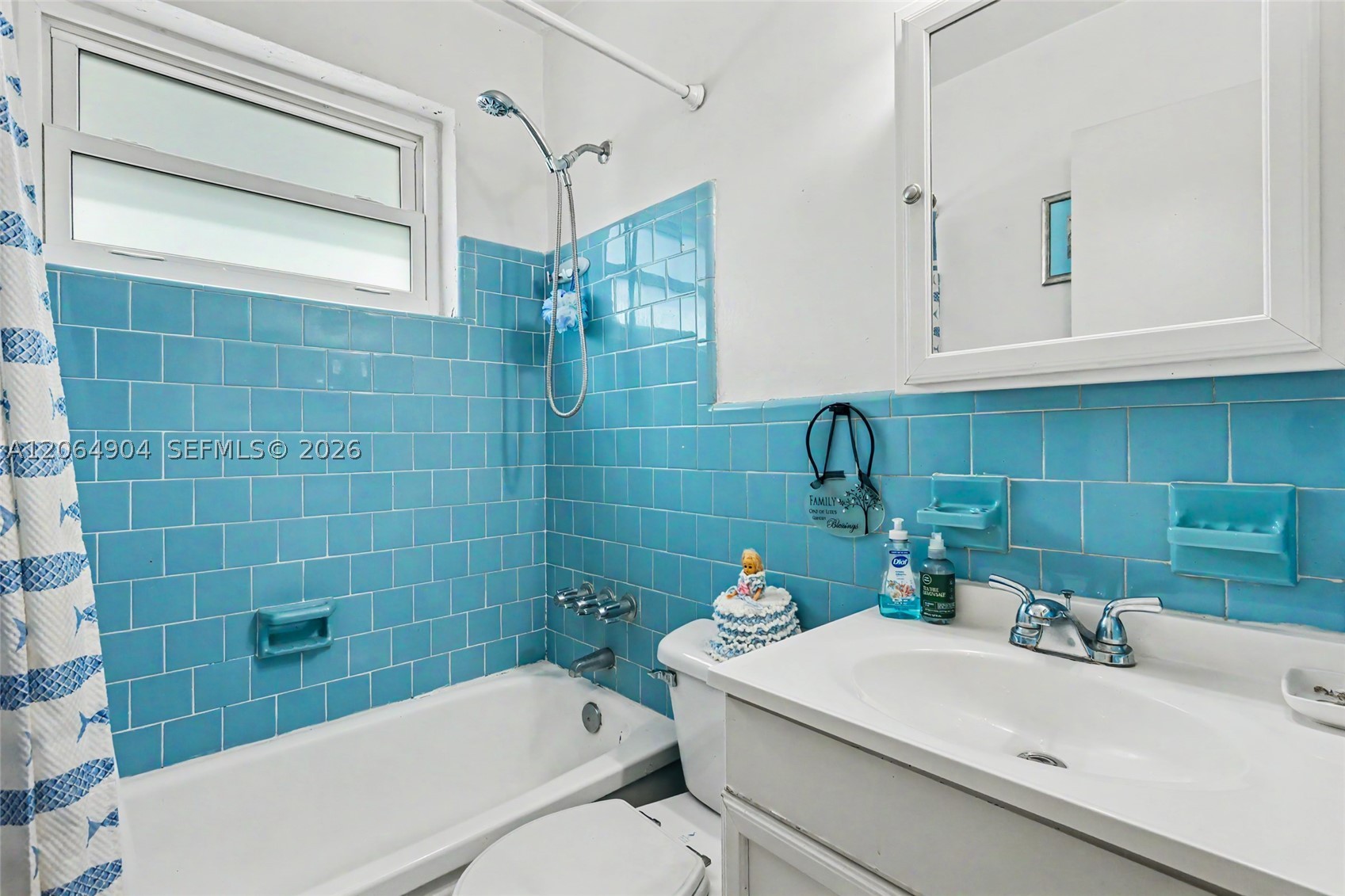 2516 Hayes St 10 Property Photo 8