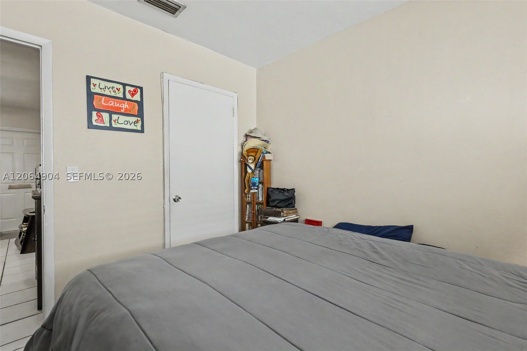 2516 Hayes St 10 Property Photo 11