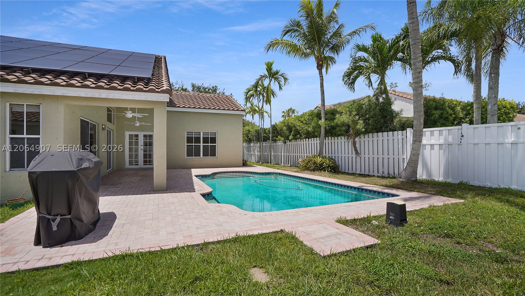 A12064907 Property Photo 14