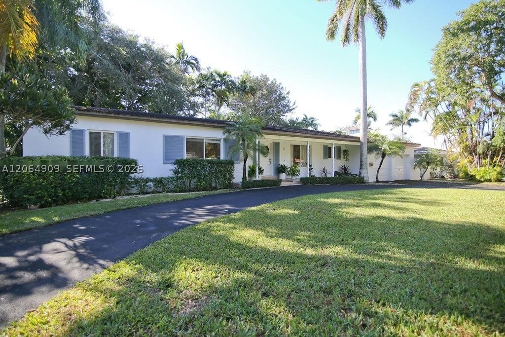 460 San Servando Ave - Property Photo 2