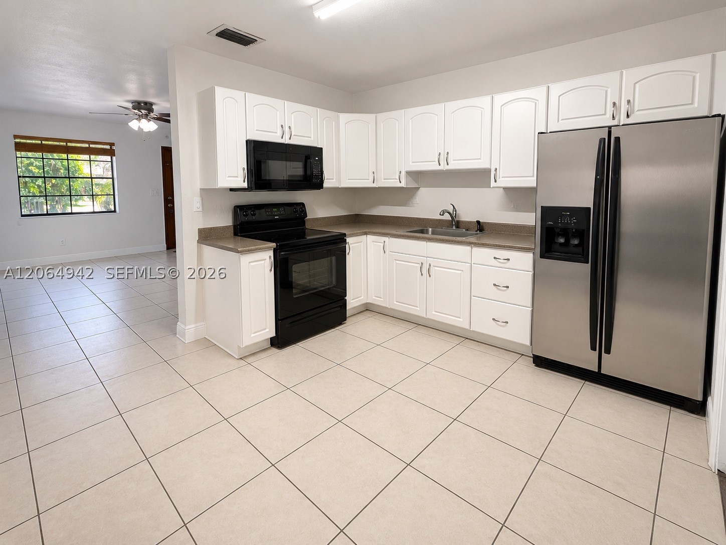 525 Sw 78th Ct 525 Property Photo 1