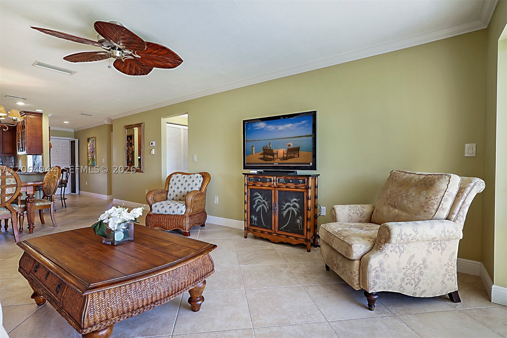 100 Intracoastal Pl 102 Property Photo 8