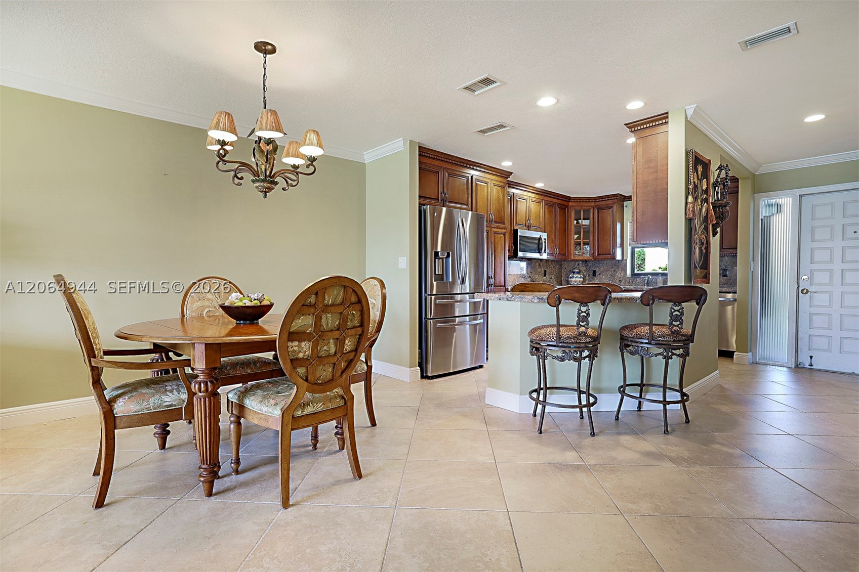 100 Intracoastal Pl 102 Property Photo 10