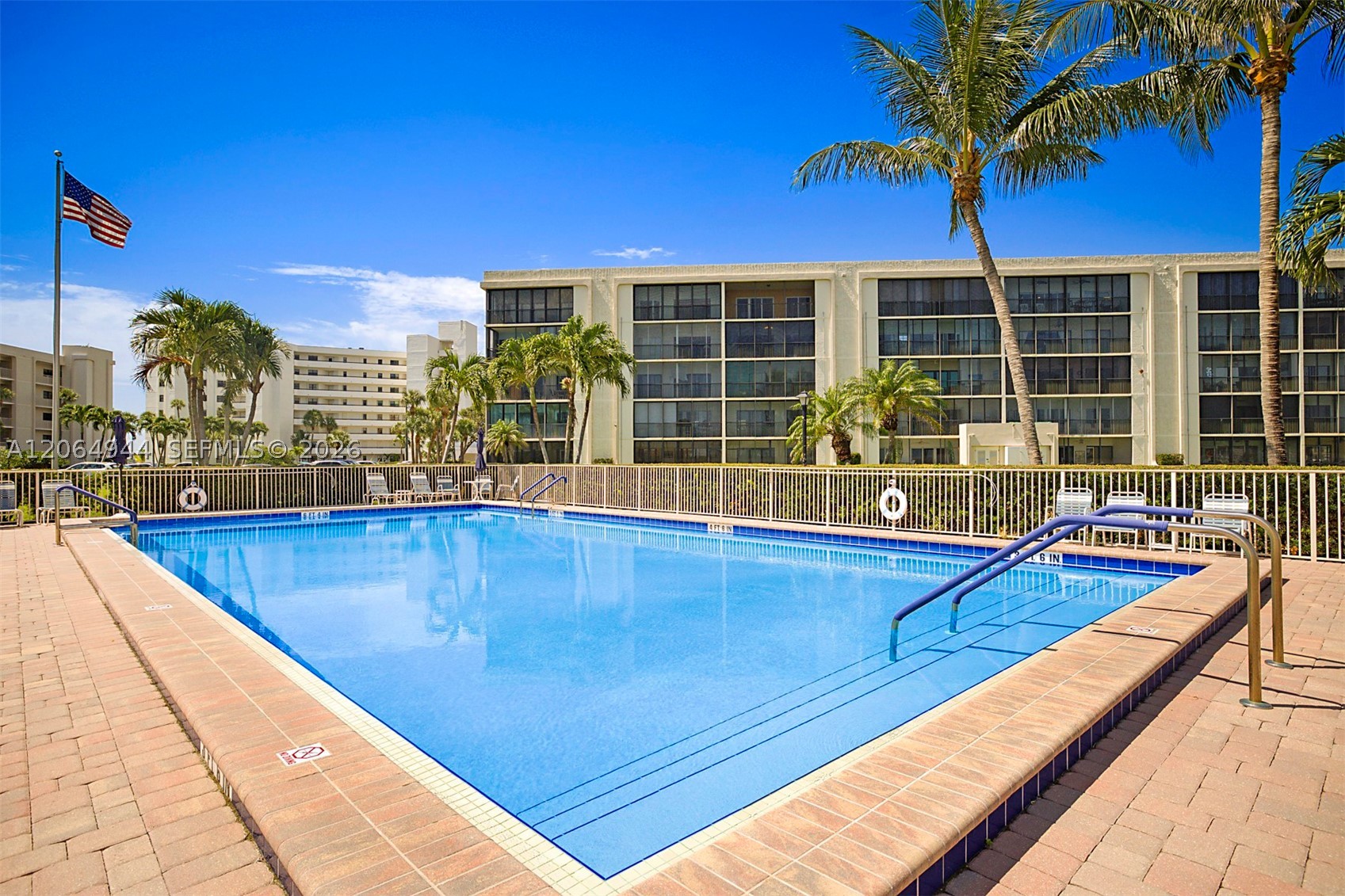 100 Intracoastal Pl 102 Property Photo 32