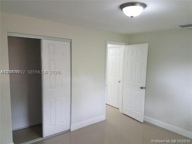 A12064992 Property Photo 12